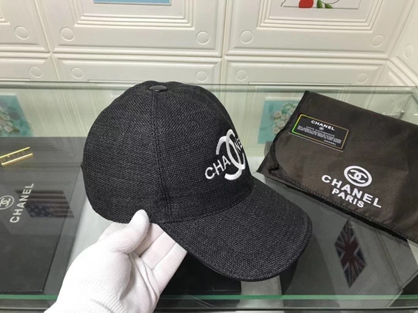 ブランド帽子正面デザイン